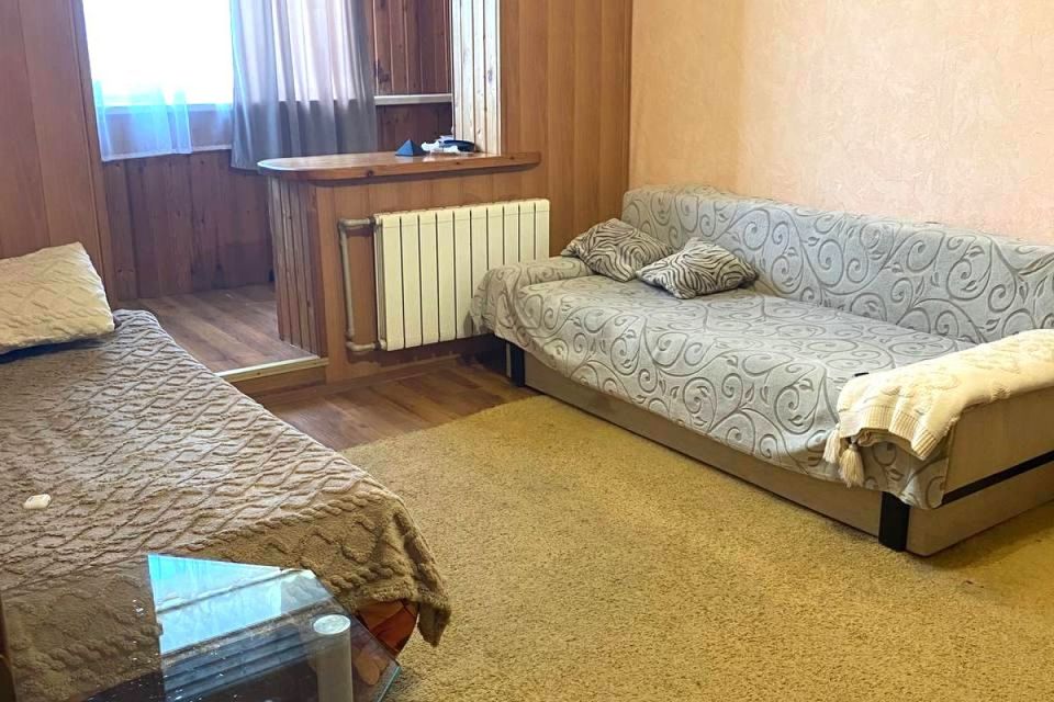 Продаётся 1-комнатная квартира, 35.9 м²