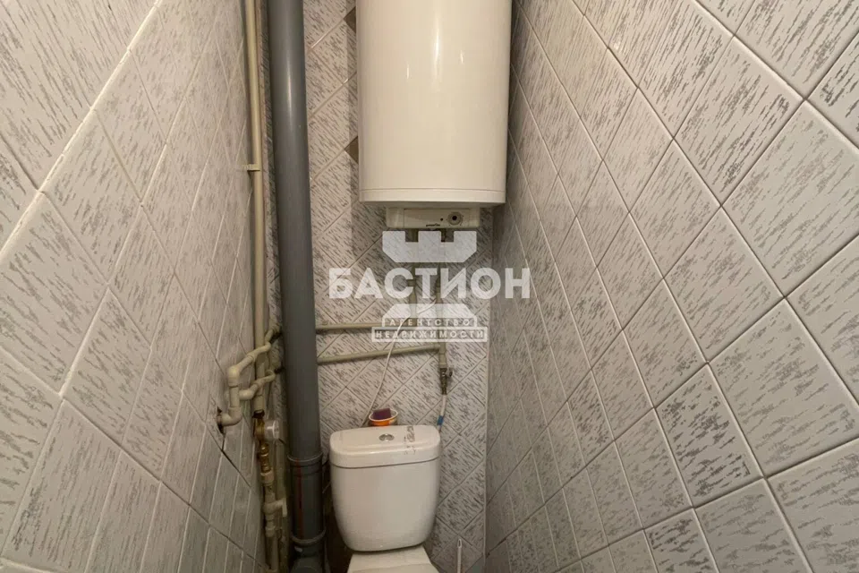 Продаётся 3-комнатная квартира, 60.5 м²