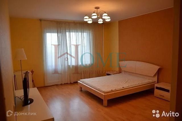 Сдаётся 1-комнатная квартира, 50 м²
