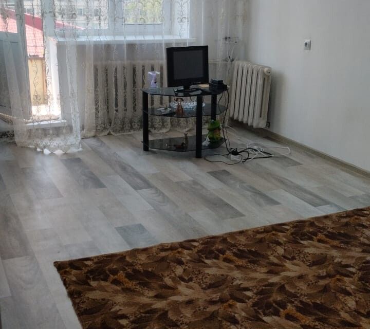 Продаётся 3-комнатная квартира, 54.9 м²