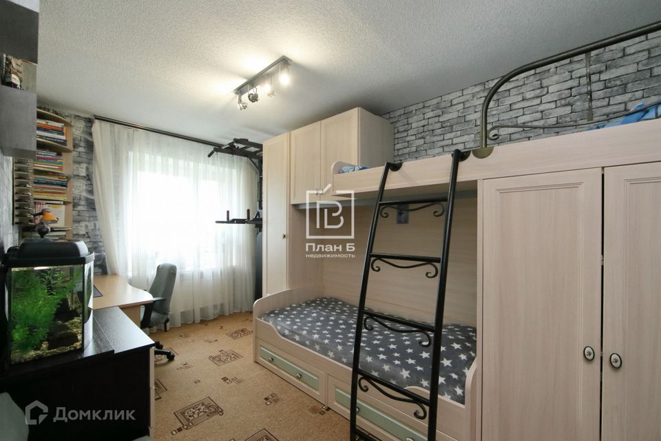 Продаётся 3-комнатная квартира, 72 м²