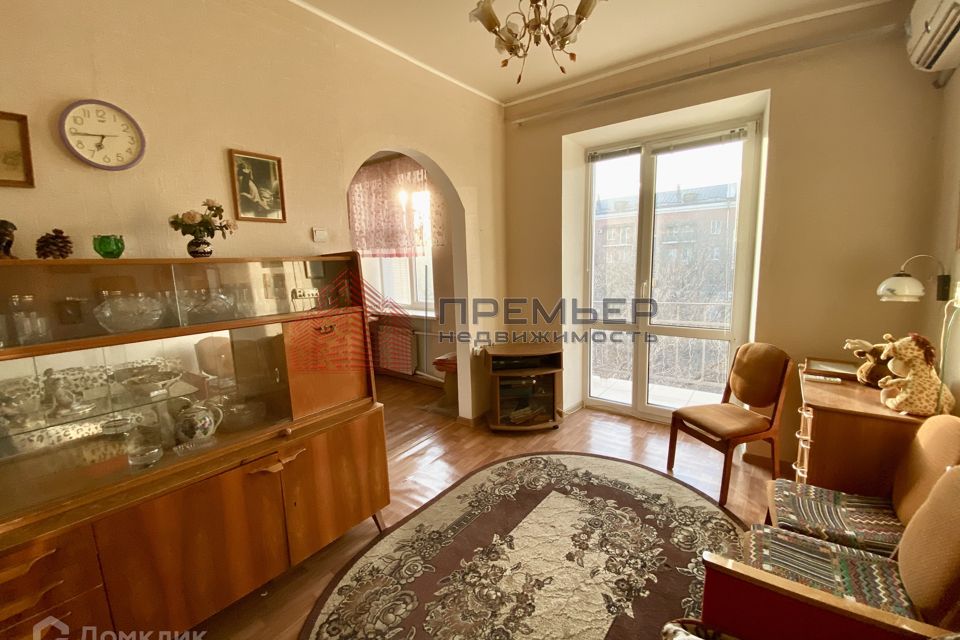 Продаётся 4-комнатная квартира, 76.5 м²