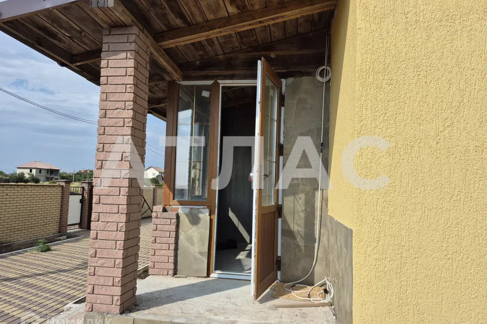 Продаётся 2-этажный дом, 285.9 м²
