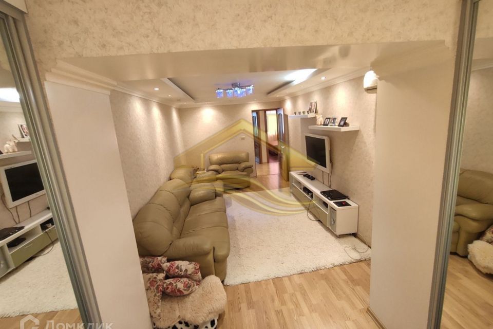 Продаётся 3-комнатная квартира, 61.7 м²