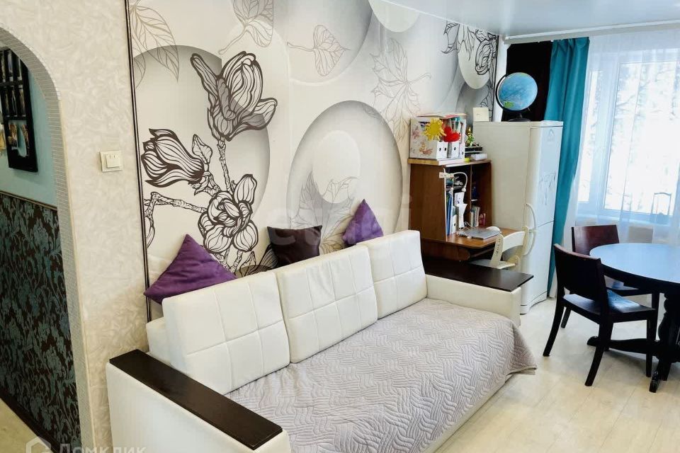 Продаётся 3-комнатная квартира, 61.3 м²
