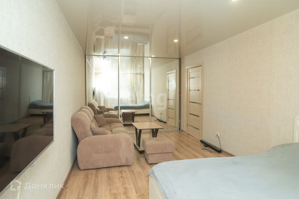 Продаётся 1-комнатная квартира, 42.4 м²
