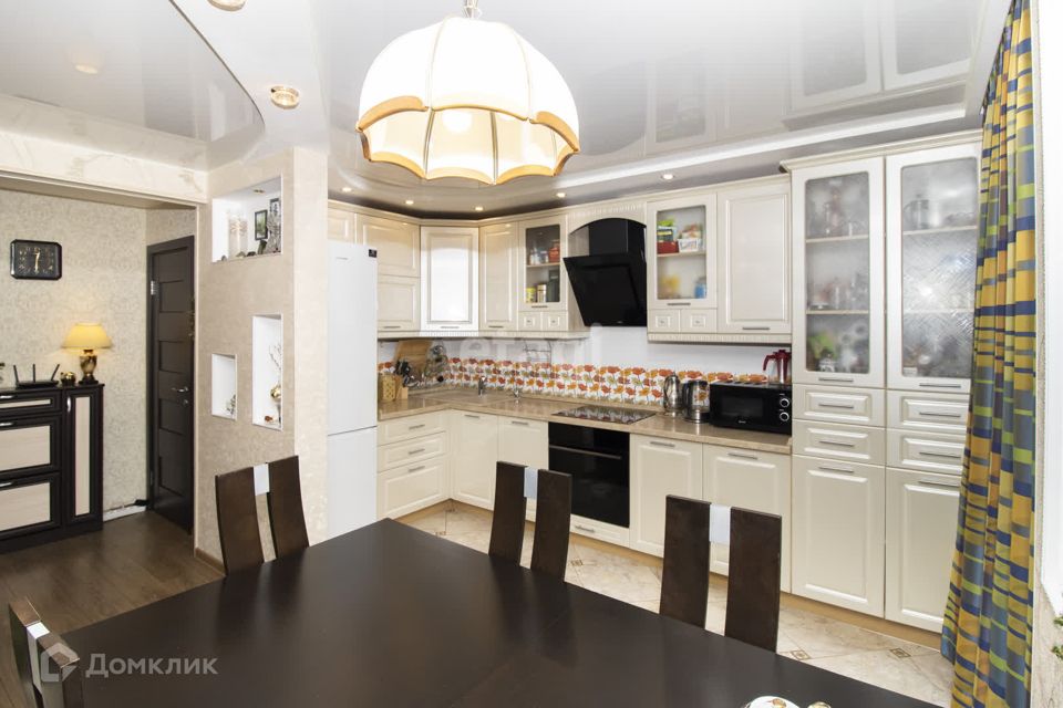 Продаётся 2-комнатная квартира, 80 м²