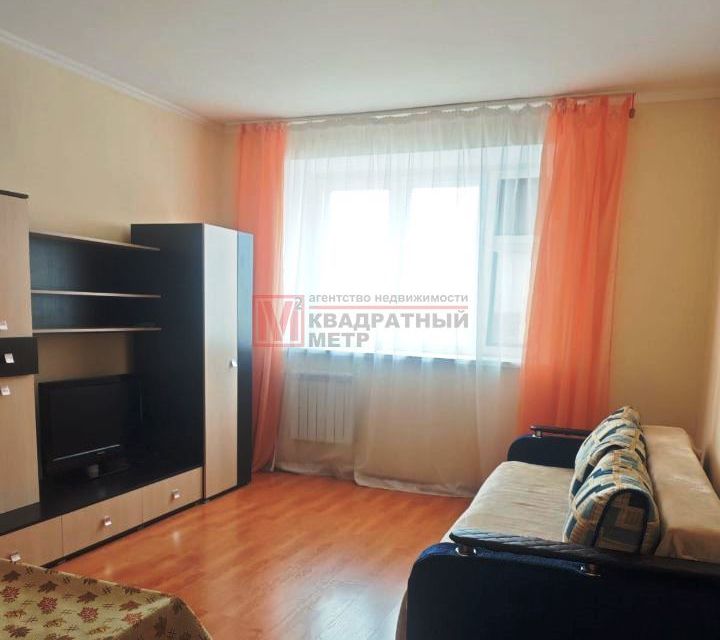 Сдаётся 1-комнатная квартира, 42 м²