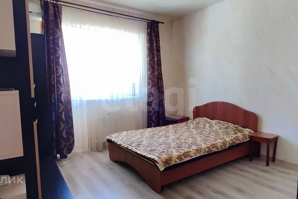 Продаётся 1-комнатная квартира, 37.2 м²