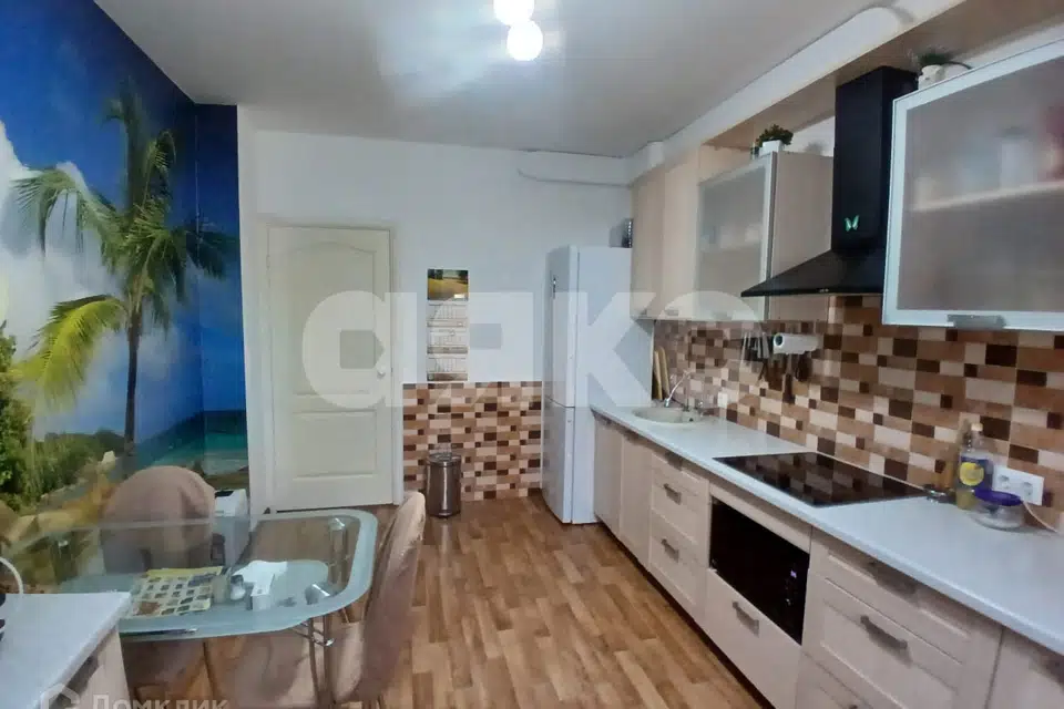 Продаётся 1-комнатная квартира, 48 м²