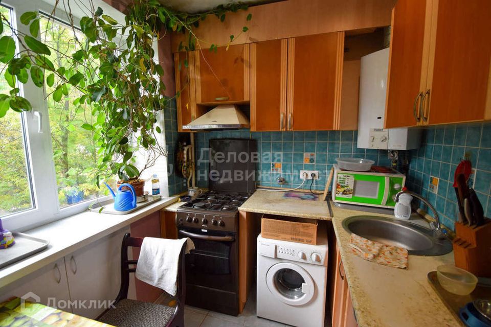 Продаётся 3-комнатная квартира, 58.7 м²