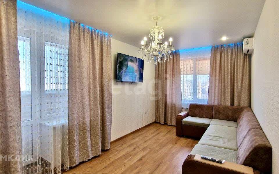Продаётся 2-комнатная квартира, 59.6 м²