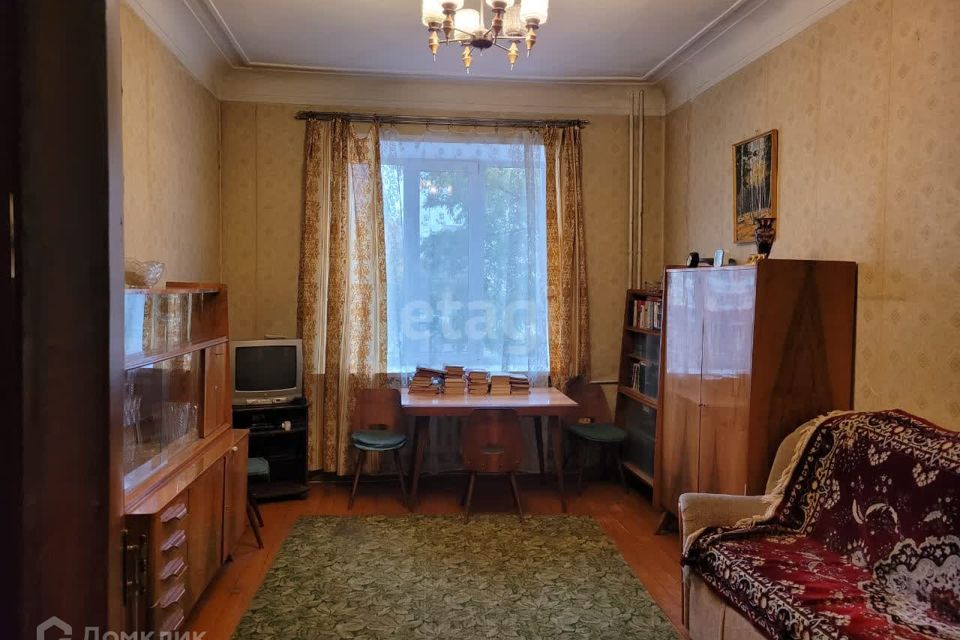 Продаётся 4-комнатная квартира, 99.7 м²