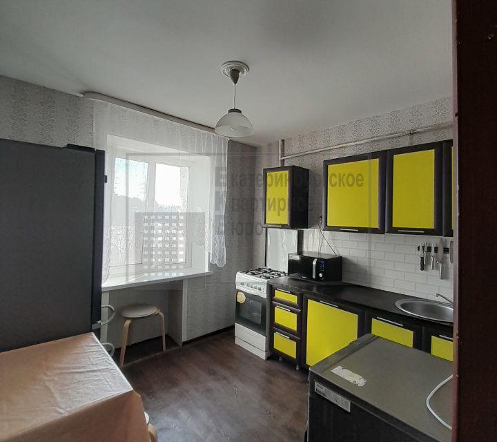 Продаётся 1-комнатная квартира, 35.9 м²