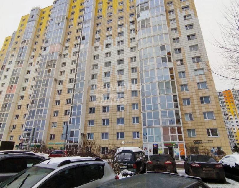 Продаётся 1-комнатная квартира, 36.5 м²