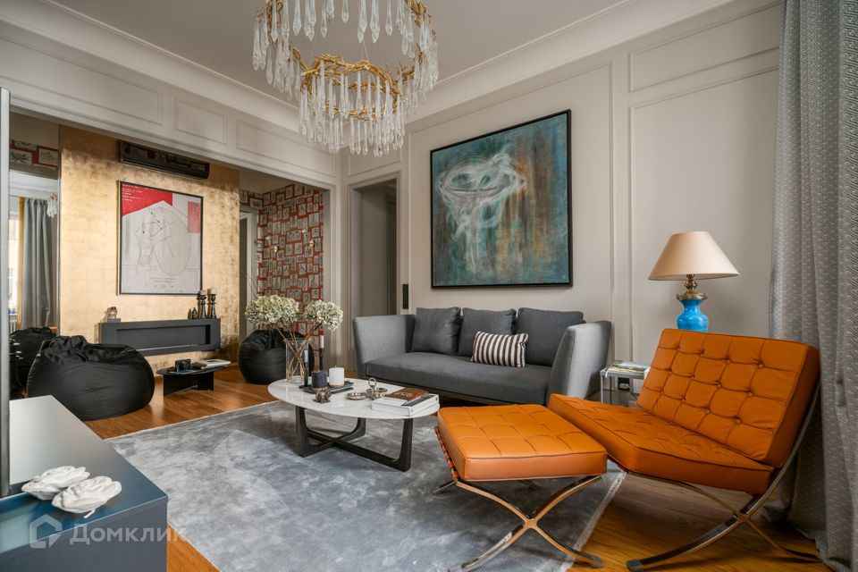 Продаётся 2-комнатная квартира, 82 м²