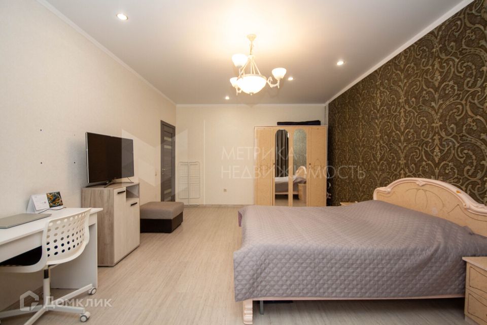 Продаётся 2-комнатная квартира, 76.5 м²