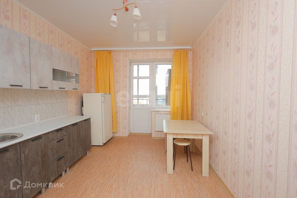 Продаётся 1-комнатная квартира, 43 м²