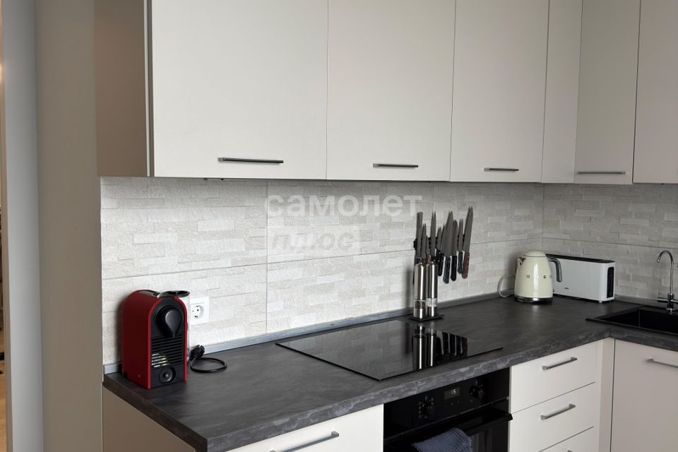 Продаётся 2-комнатная квартира, 58 м²