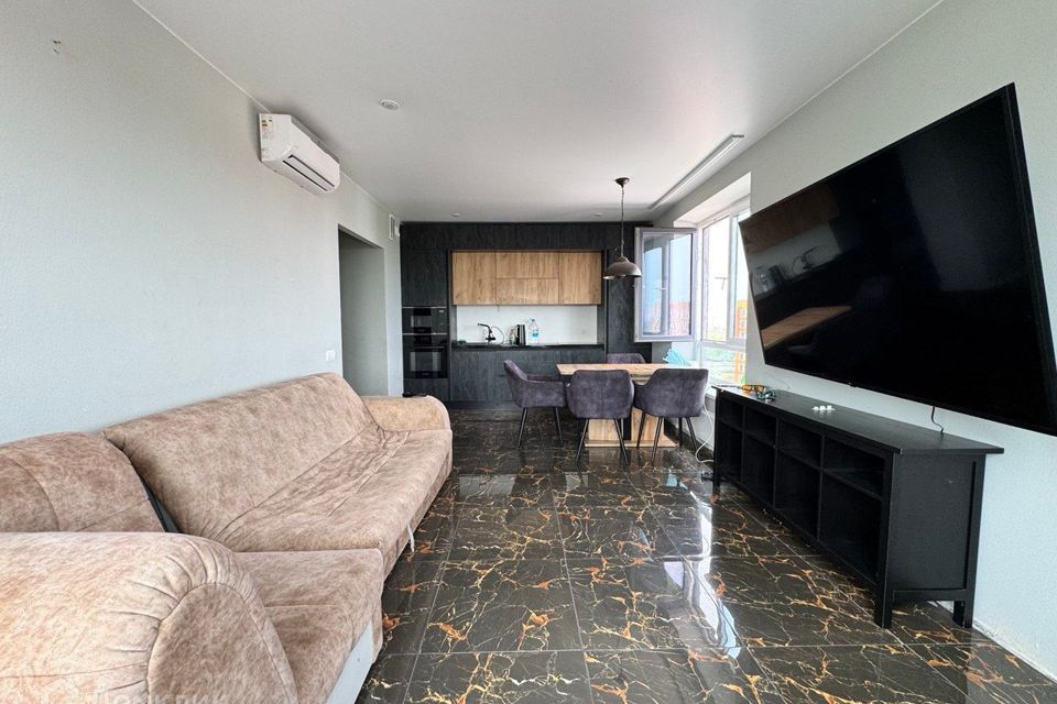 Продаётся 2-комнатная квартира, 61.2 м²