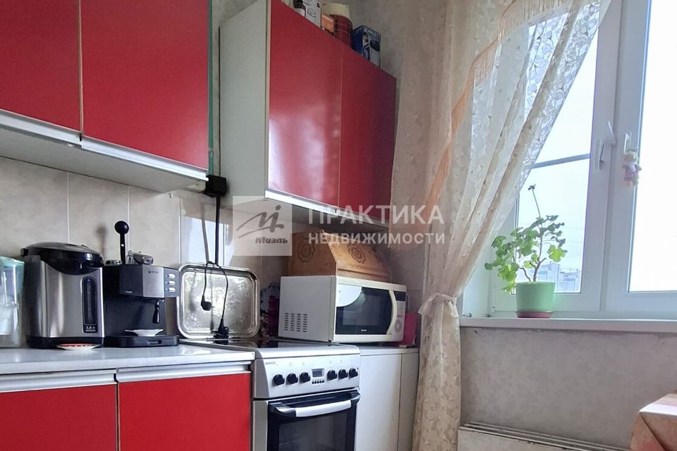 Продаётся 3-комнатная квартира, 61.4 м²