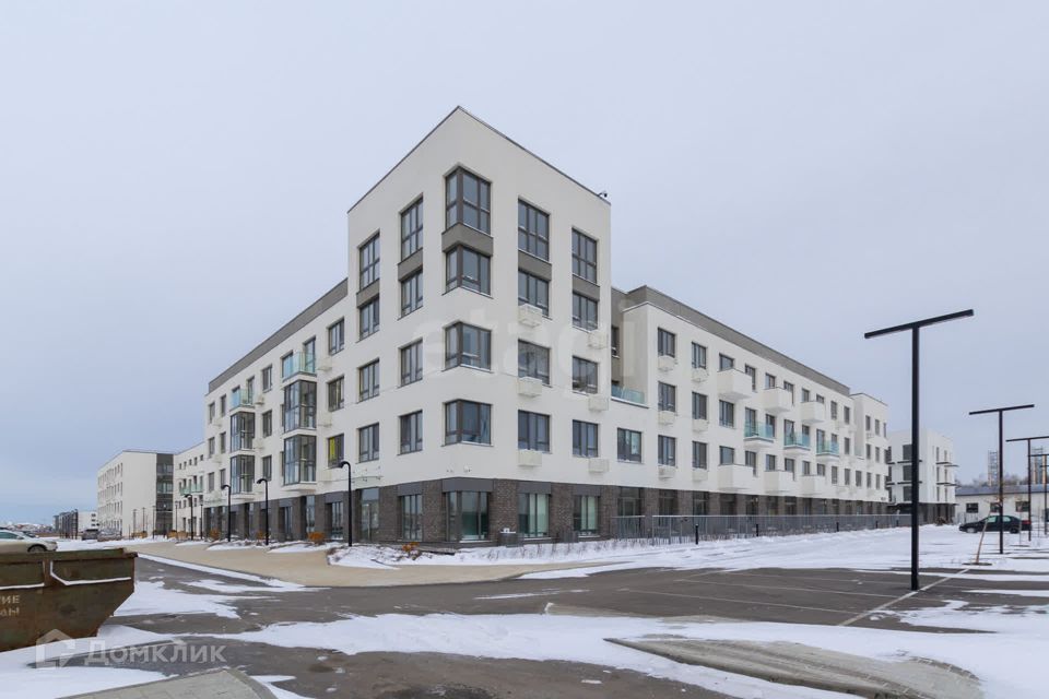 Продаётся 3-комнатная квартира, 100 м²