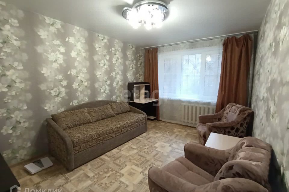 Продаётся 2-комнатная квартира, 43.8 м²