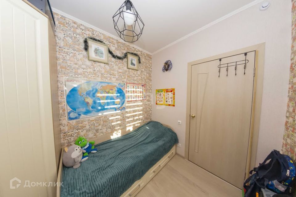 Продаётся 3-комнатная квартира, 41.7 м²