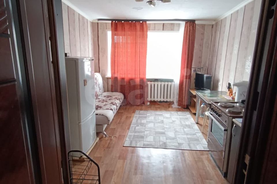 Продаётся комната в 1-комн. квартире, 14 м²