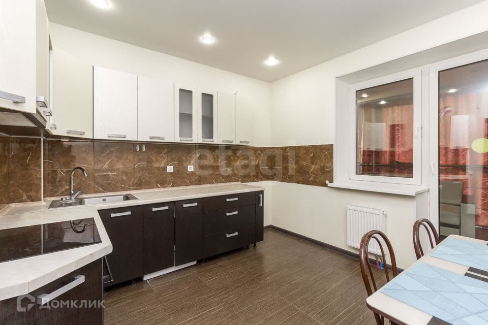 Продаётся 1-комнатная квартира, 47.3 м²