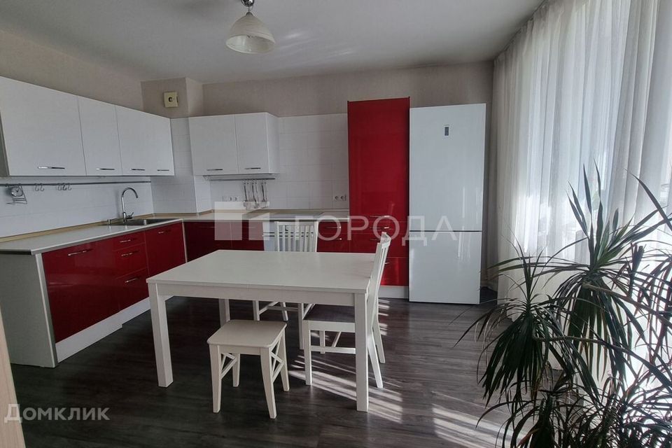 Продаётся 1-комнатная квартира, 53.6 м²