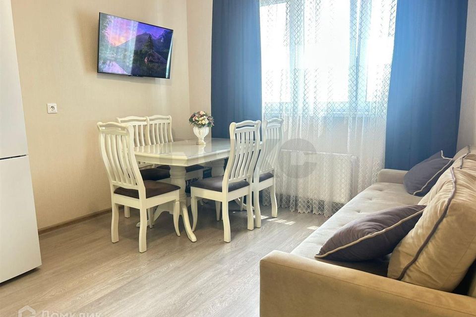 Продаётся 1-комнатная квартира, 50 м²