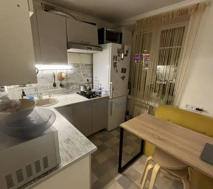 Продаётся 2-комнатная квартира, 42 м²