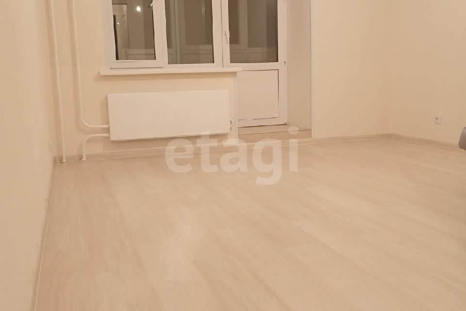 Продаётся 1-комнатная квартира, 41.7 м²