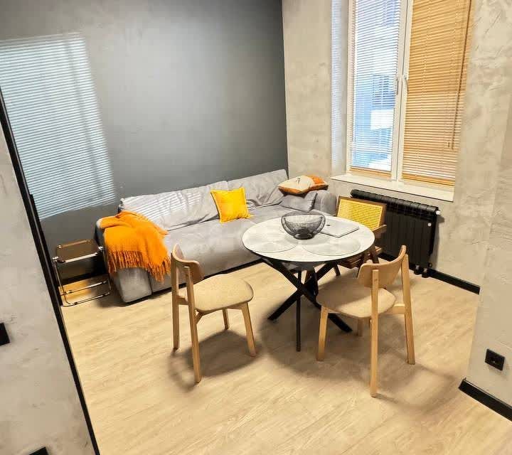 Сдаётся 1-комнатная квартира, 37 м²