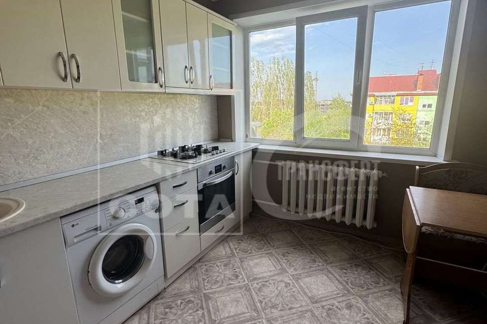Продаётся 1-комнатная квартира, 38.1 м²