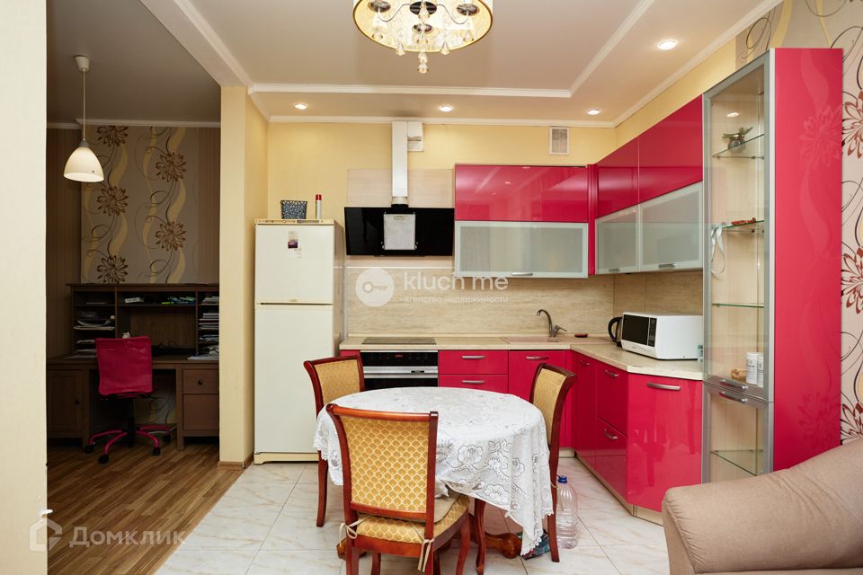Продаётся 2-комнатная квартира, 55 м²