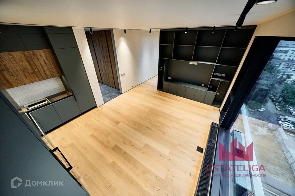 Продаётся 2-комнатная квартира, 65.5 м²