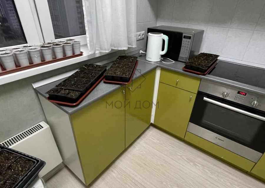 Сдаётся 1-комнатная квартира, 38 м²