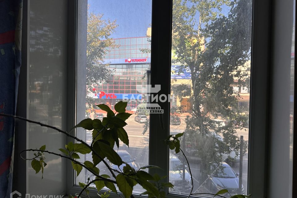 Продаётся 3-комнатная квартира, 66.2 м²