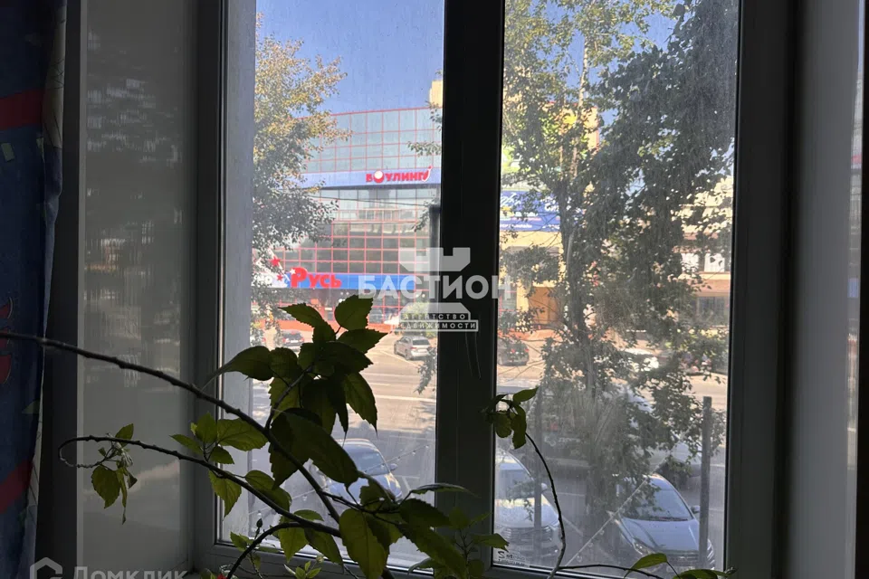 Продаётся 3-комнатная квартира, 66.2 м²