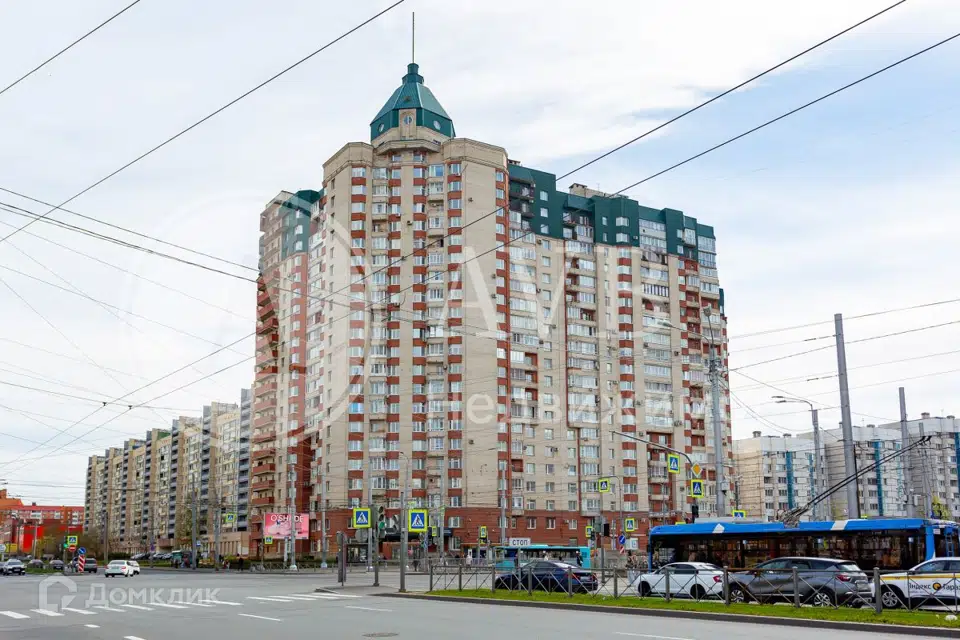 Продаётся 1-комнатная квартира, 43 м²