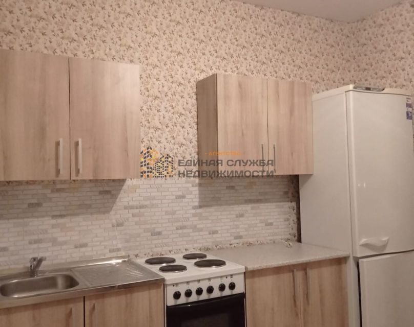 Сдаётся 1-комнатная квартира, 38 м²