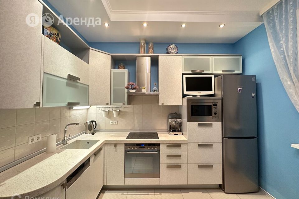 Сдаётся 1-комнатная квартира, 54 м²