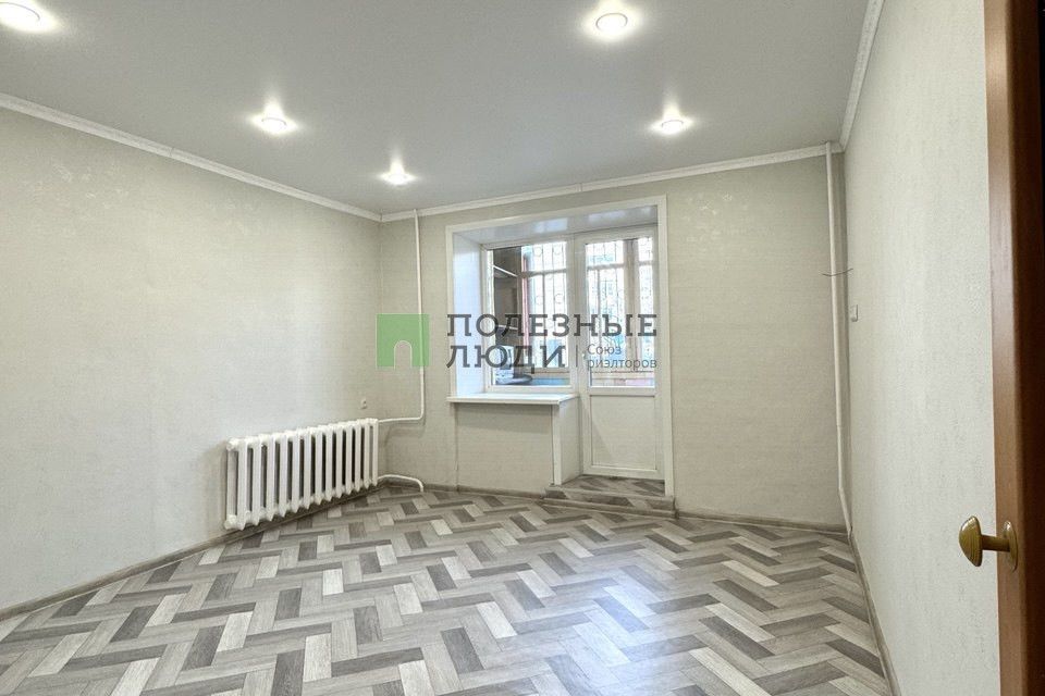 Продаётся 3-комнатная квартира, 56.5 м²