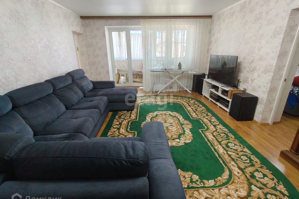 Продаётся 3-комнатная квартира, 89.7 м²