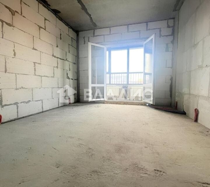 Продаётся 4-комнатная квартира, 142.6 м²