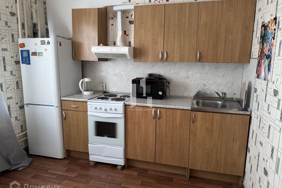 Продаётся 1-комнатная квартира, 37.3 м²