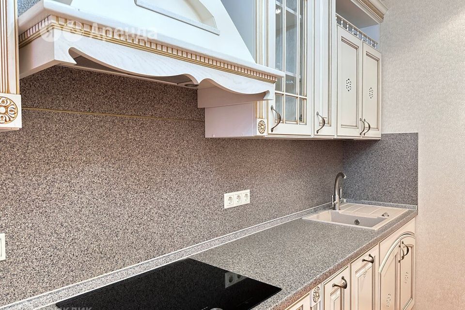 Сдаётся 1-комнатная квартира, 49 м²