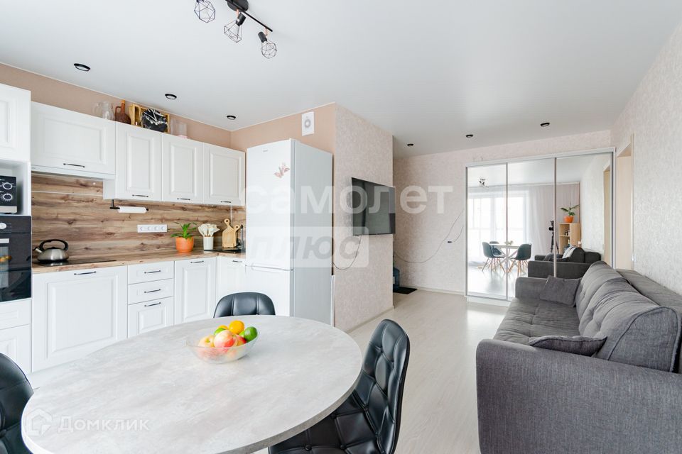 Продаётся 2-комнатная квартира, 56.1 м²